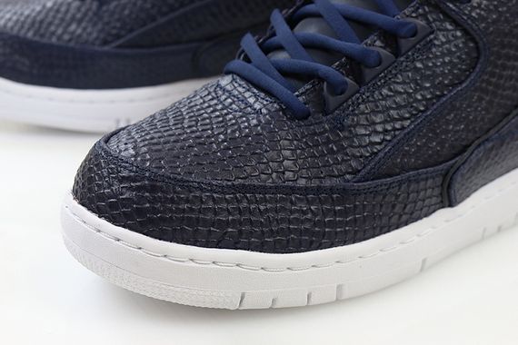 nike-air python-holiday14_05