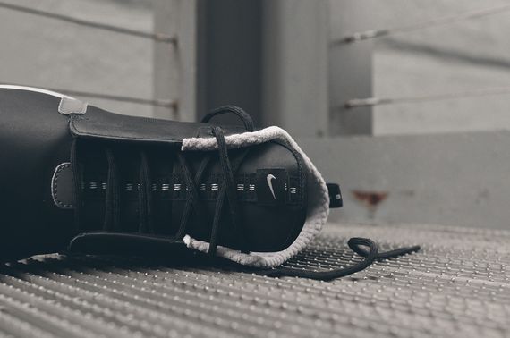 nike-roshe run nm sneakerboot-black-grey_08
