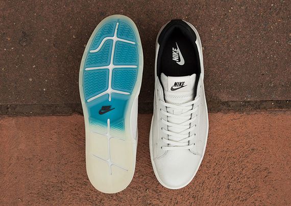 nike-tennis classic-ivory-turquoise