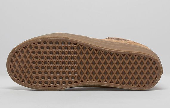 vans-half cab-tobacco_03