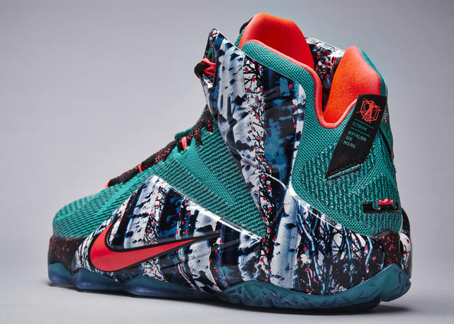 LEBRON_SNOW_Detail_02_36011