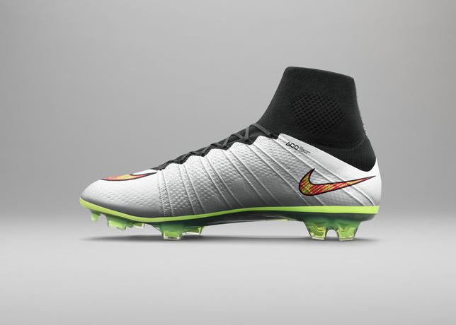 SP15_FB_4-Silo_MercSuperfly_ProfileMedial_V1_35309
