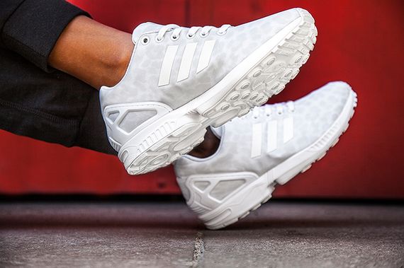 adidas wmns-zx flux-white cheetah