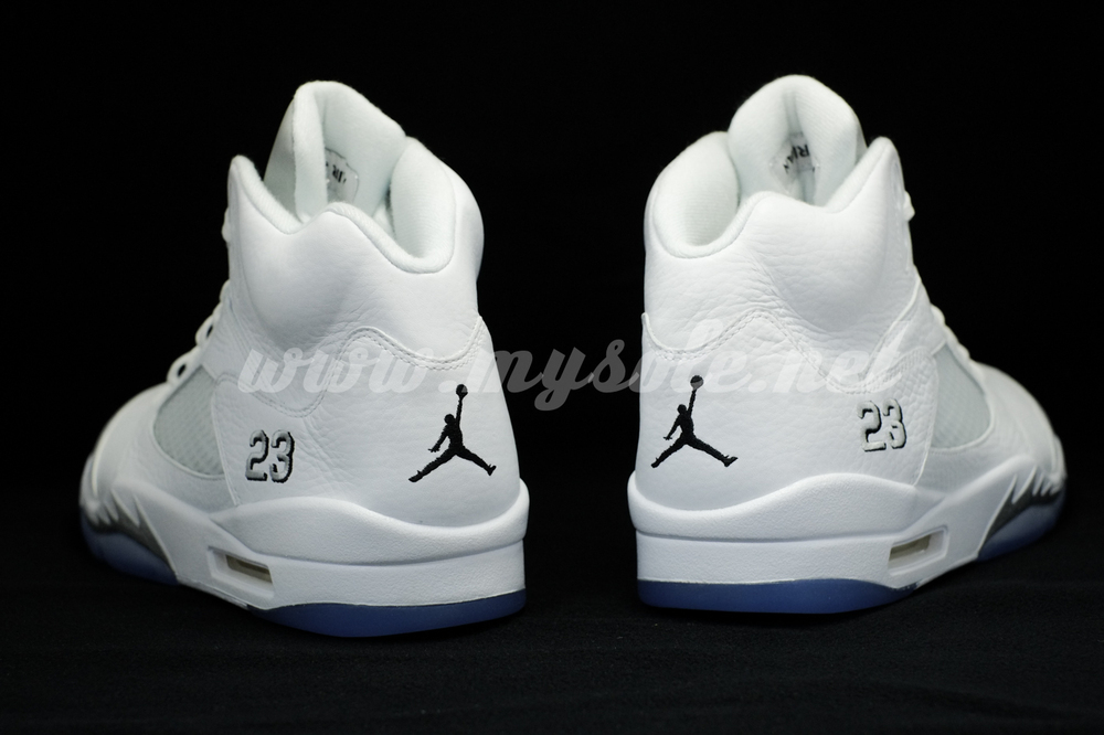 air-jordan-5-metallic-silver_02