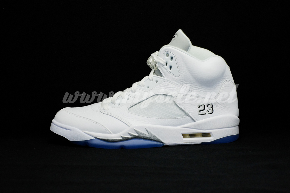 air-jordan-5-metallic-silver_04