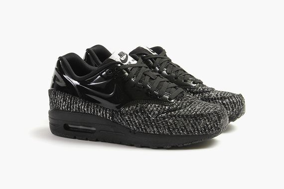 nike-air max 1-vac tech qs