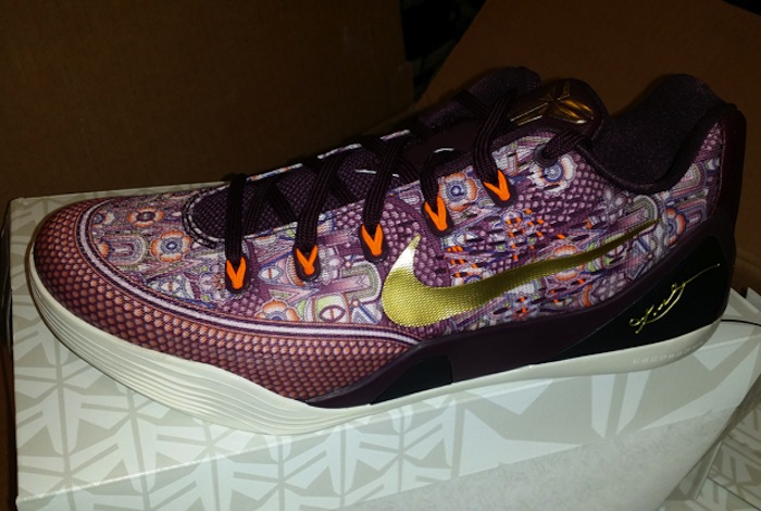 nike-kobe-9-villain-red-bright-crimson-metallic-gold