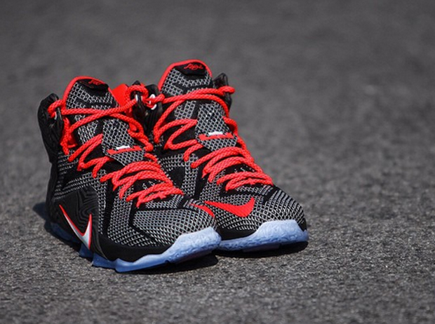 nike-lebron-12-court-vision-1