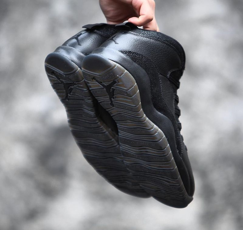 black-air-jordan-10-ovo-10