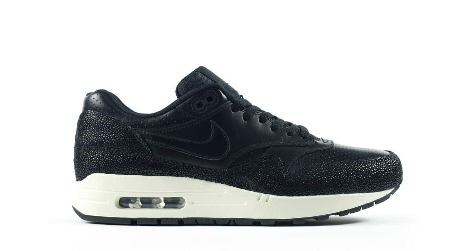 january-february-nike-sportswear-releases-10