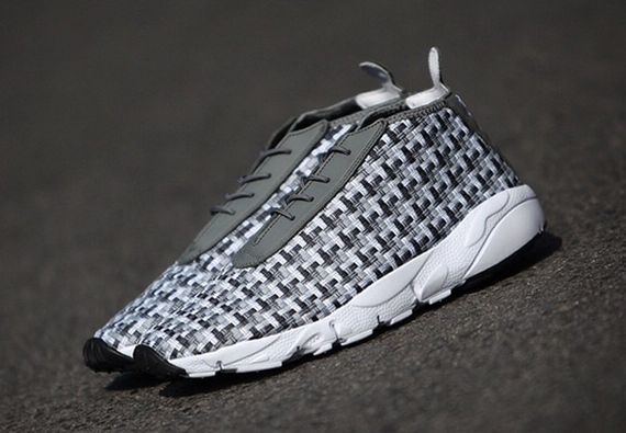 nike-air footscape desert chukka-white-black-reflective