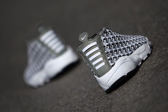 nike-air footscape desert chukka-white-black-reflective_03