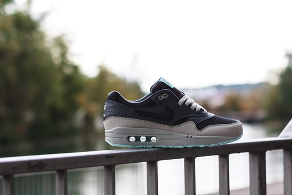 nike-air max 1 leather-ash-grey-blue_05