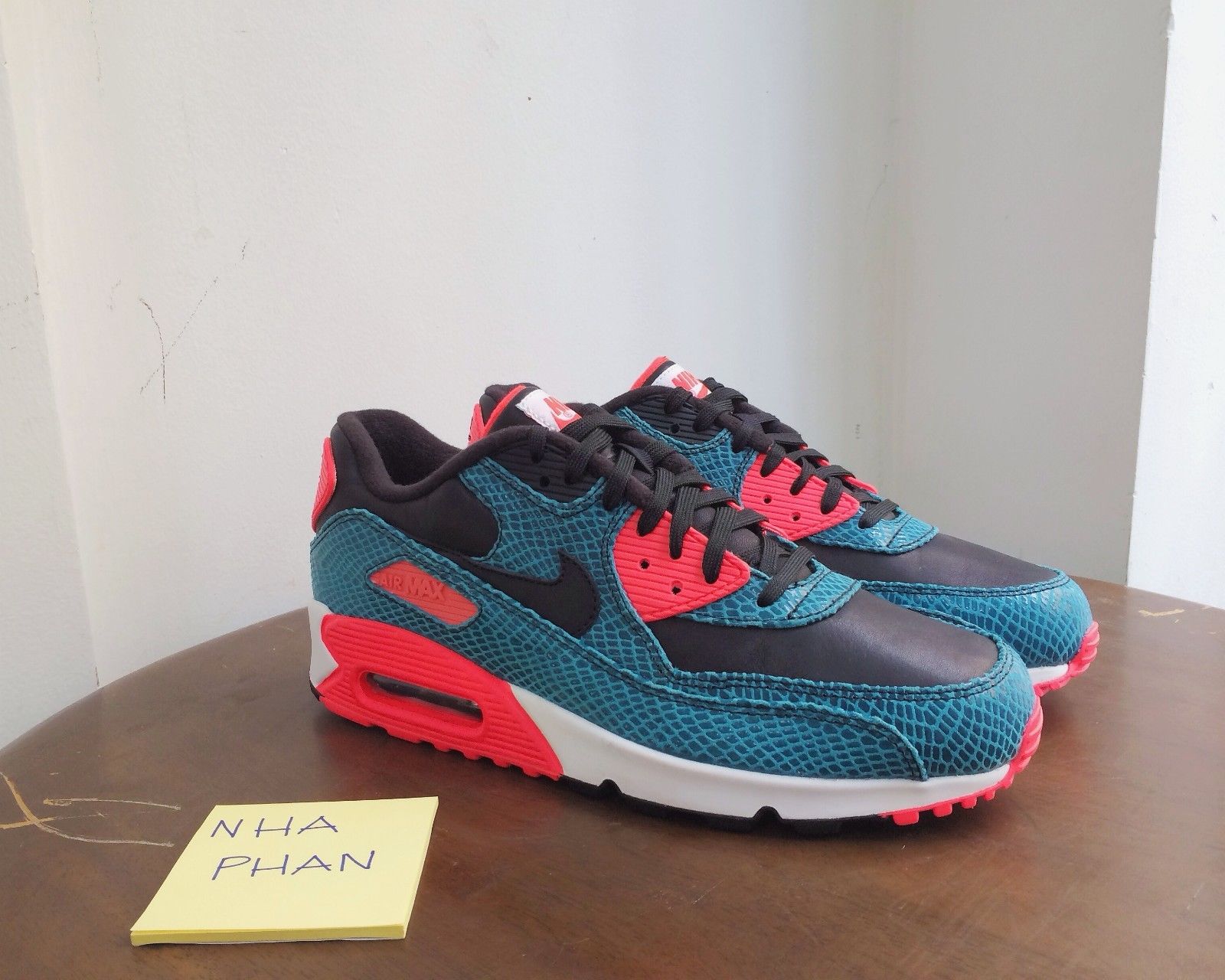 nike-air-max-90-infrared-teal-snake