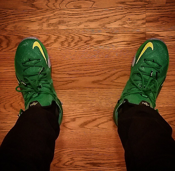 nike-lebron-12-oregon-pe