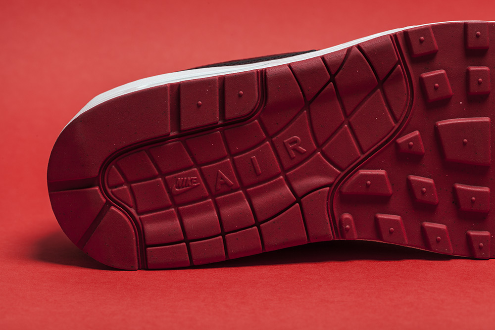 Nike-Air-Max-1-Valentines-5