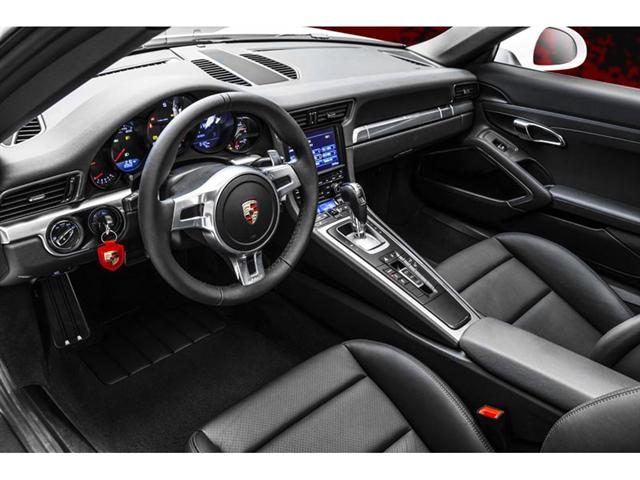 adidas-porsche-911-fastest-nfl-combine-4