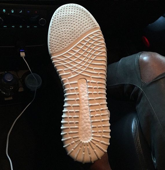 adidas-yeezy boost_02