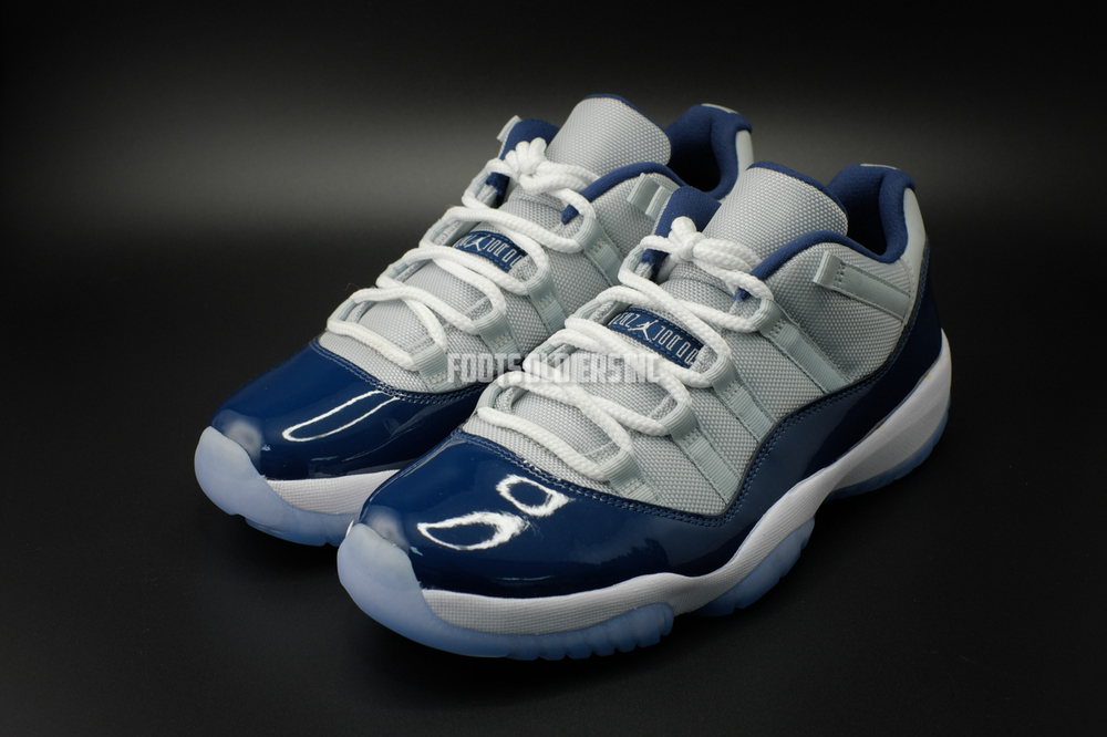 air-jordan-11-low-georgetown_05