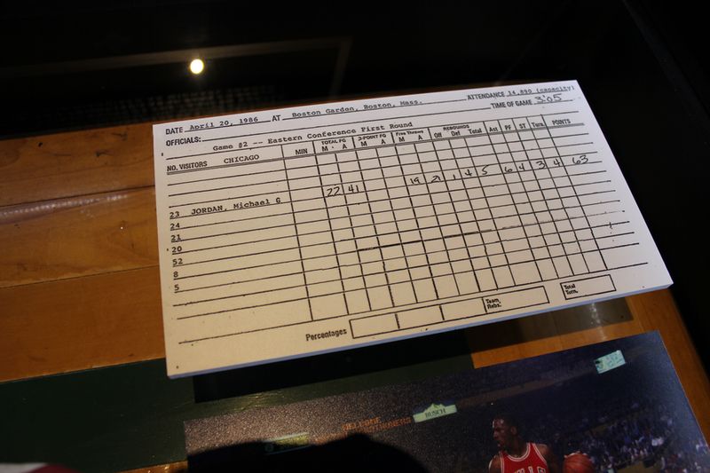 pearl-pavilion-air-jordan-michael-jordan-gallery_19_result