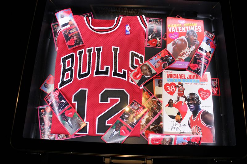 pearl-pavilion-air-jordan-michael-jordan-gallery_34_result