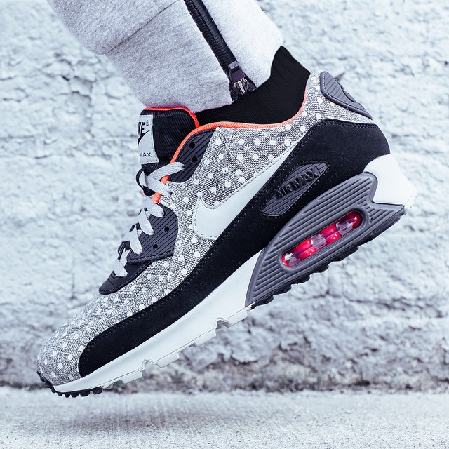 polka-dot-90
