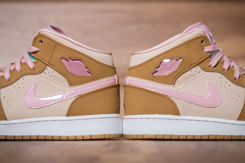 lola jordan 1s