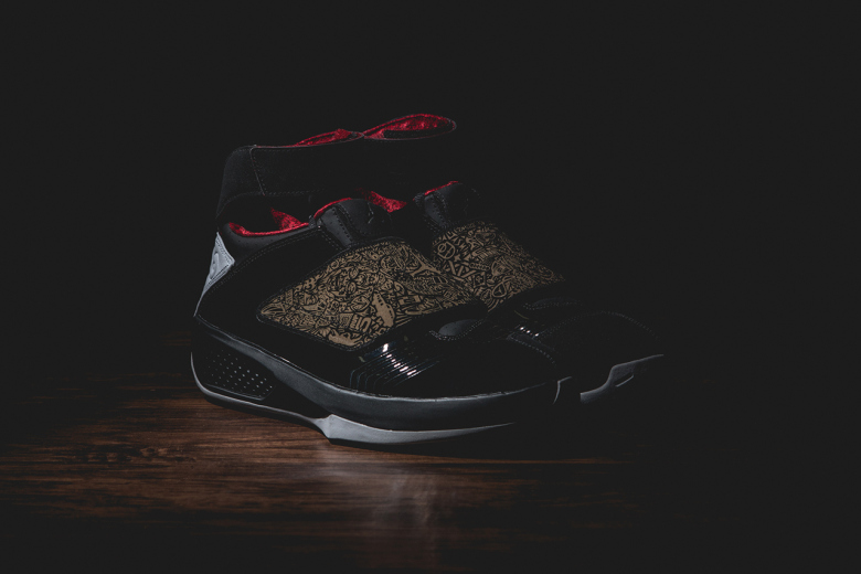 a-closer-look-at-the-air-jordan-xx-stealth-1