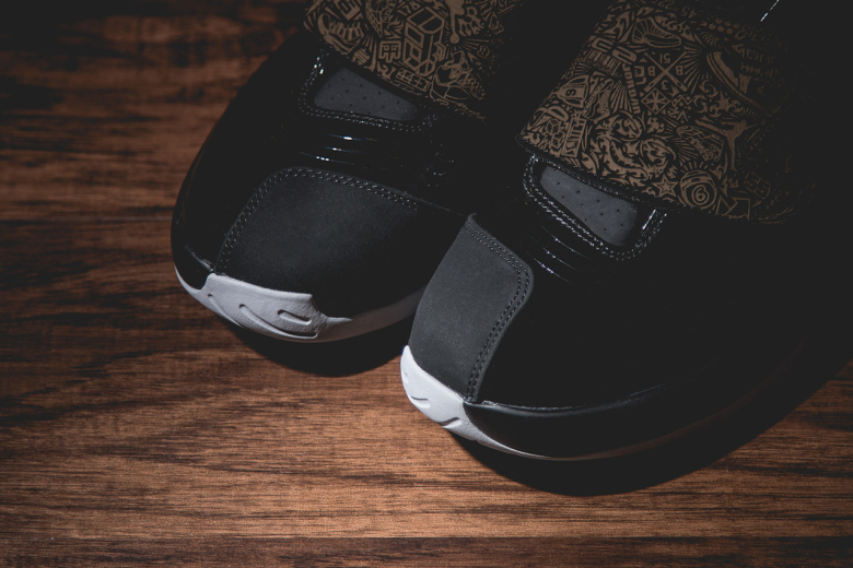 a-closer-look-at-the-air-jordan-xx-stealth-2