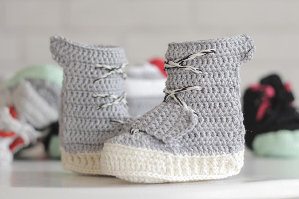adidas-yeezy-boost-baby-booties-750