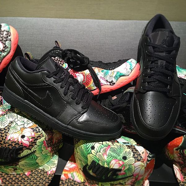 air-jordan-1-low-black_03_result
