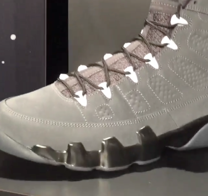air-jordan-9-anthracite-white-black-1