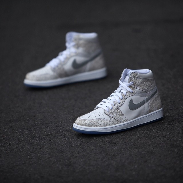 air-jordan-i-1-laser-11