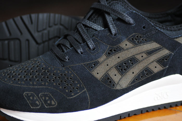 asics-laser-cut-pack.jpg_11