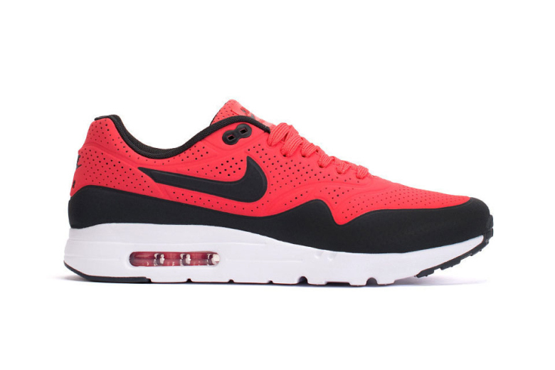 nike-air-max-1-ultra-moire-rio-anthracite-white-1