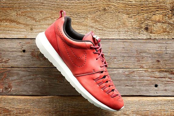 nike-roshe run nm woven-pueblo red