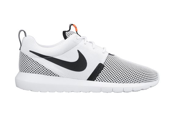 nike-roshe run-white-black-hot lava