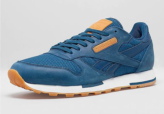 reebok-classic leather-utility pack