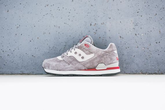 saucony-courageous-grey