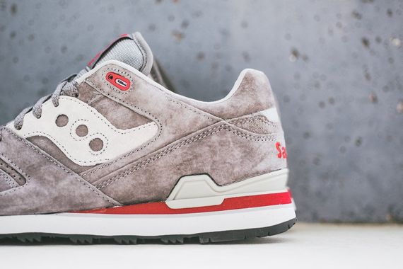 saucony-courageous-grey_02