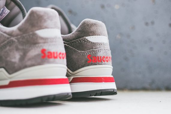 saucony-courageous-grey_04