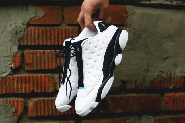 air-jordan-13-xiii-hornets-4