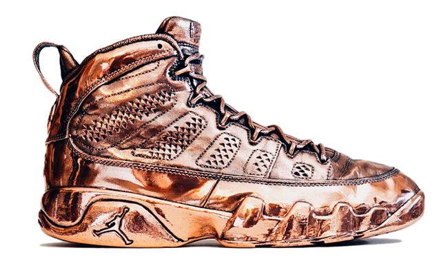 air-jordan-9-bronze-statue_result