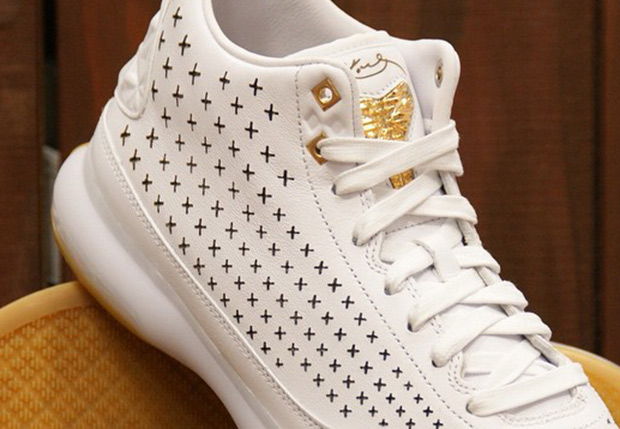 kobe-10-ext-mid