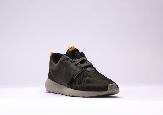 nike-roshe-run-nm-khaki-5