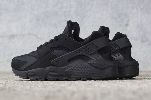 nike-air huarache-black_02
