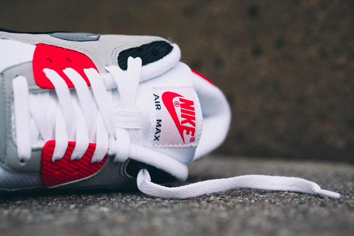 nike-air-max-90-infrared-2015-retro-1