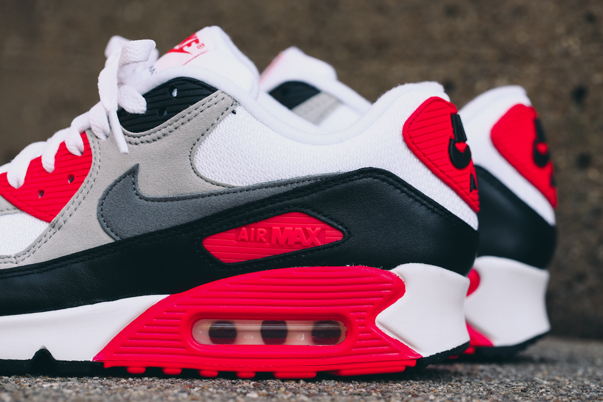 nike-air-max-90-infrared-2015-retro-2