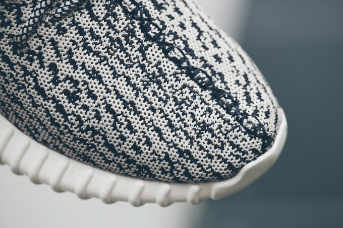 Adidas_Yeezy_Boost_350_Solebox_Onfeet_Pics_Berlin-14-von-15-680x453