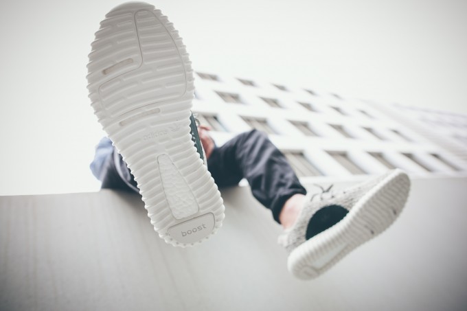 Adidas_Yeezy_Boost_350_Solebox_Onfeet_Pics_Berlin-5-von-15-680x453